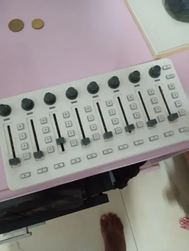Controlador Midi M-vave Smc-mixer