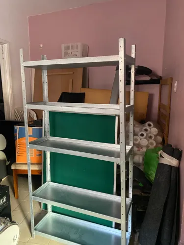 Estante de metal semi nova