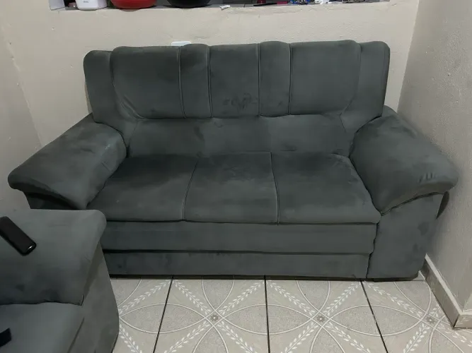 VENDE-SE SOFÁ SEMI NOVO