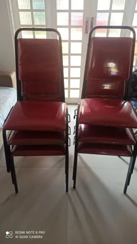 Cadeiras Estofadas Empilháveis para Igreja, Escritório e Eventos <br><br>Ou: