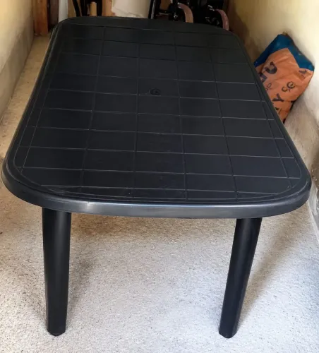Mesa Desmontável de Plástico