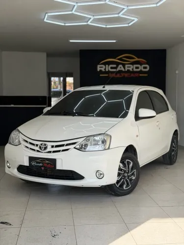 Toyota Etios X 1.3 Flex 16V 5P Mec. 2016