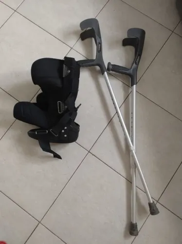 BOTA E MULETAS HIDROLIGHT 