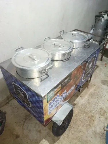 Carrinho de caldinhos e sopas