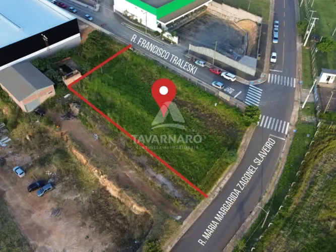 Terreno Padrão em Ponta Grossa