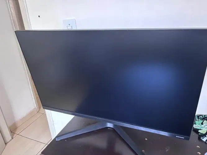 Monitor Samsung 27? IPS Full HD - F27T350FHL - Excelente estado