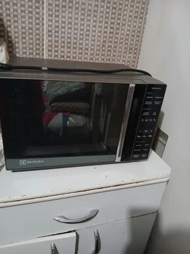 Micro-ondas Electrolux 23 liltros