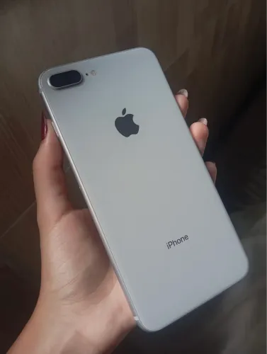 iPhone 8 Plus 64GB