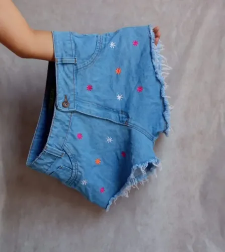 Short Jeans Bordado Feminino Tam 44 - Estiloso e Confortável cod 127