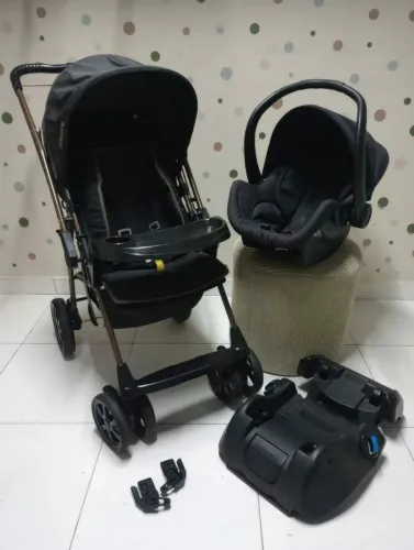 Carrinho de Bebê + Bebê Conforto com Base | Galzerano Milano + Cocoon