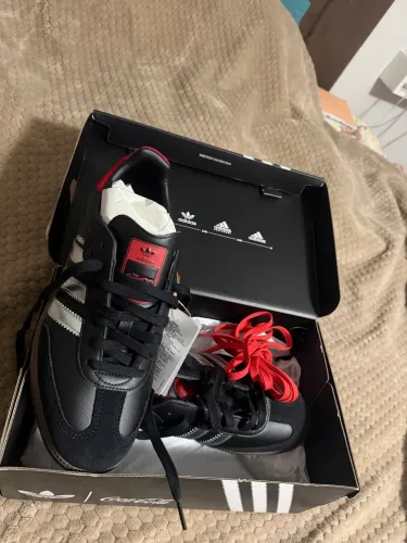Tênis adidas coca-cola