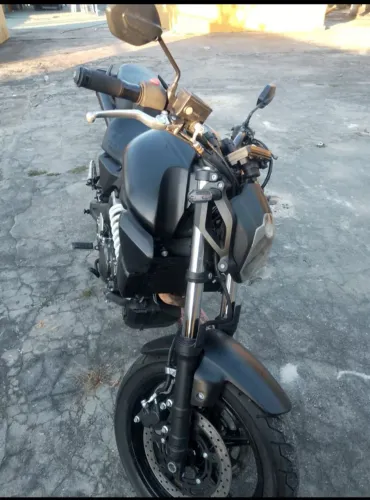 Vendo ou troco! MT03 660, revisada e em dias