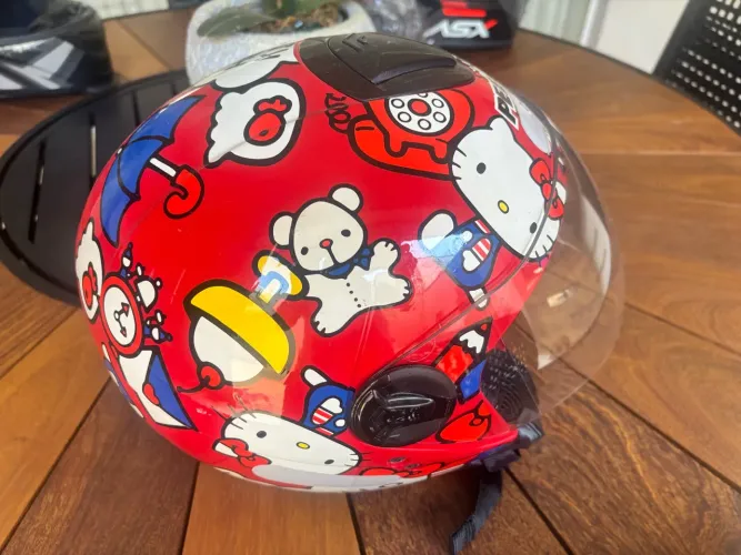 Capacete Peels. T 56. Infantil. Novíssimo! 