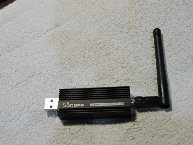 SONOFF Zigbee 3.0 USB Dongle Plus Dongle-P Coordenador