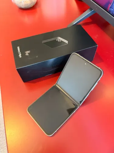 Z flip 6 - 256gb