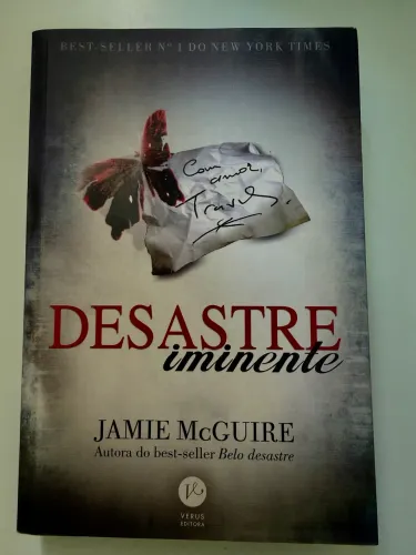 Livro de Romance Desastre Iminente - Jamie McGuire | Livro Original