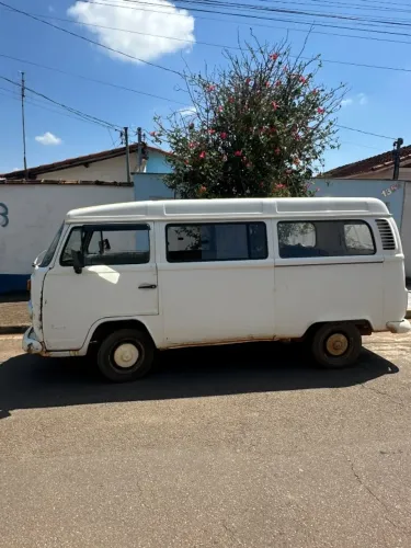 Volkswagen Kombi Standard/ Luxo/ Serie Prata 2003