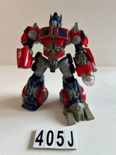TRANSFORMERS HASBRO OPTIMUS PRIME ROBOT , FATLA UMA PARTE NO PE