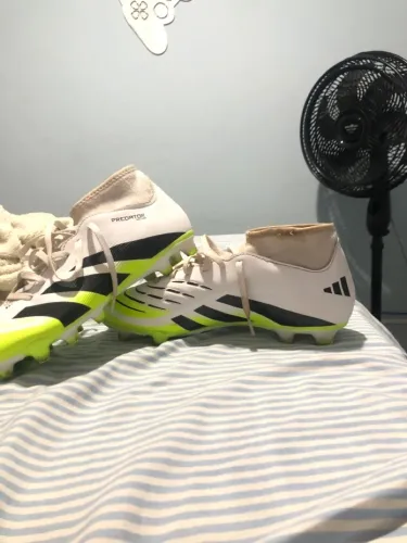 chuteira adidas predator