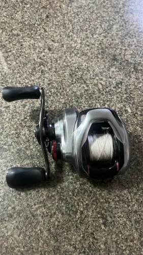 Carretilha Shimano Scorpion DC 