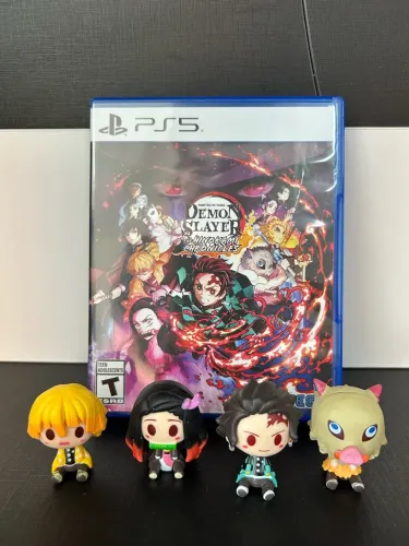 Demon Slayer: The Hinokami Chronicles - jogo de PS5 (Kimetsu No Yaiba) + 4 figures brinde