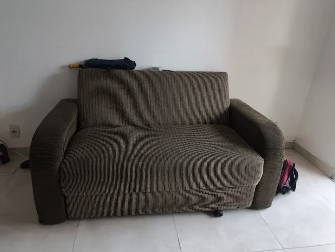 Sofá Cama 2 Lugares Compacto - Confortável e Resistente