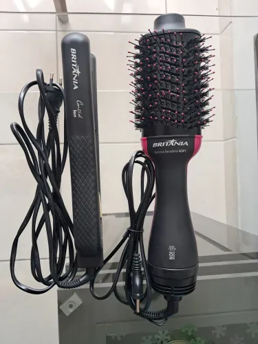 escova secadora britania 127v + prancha control britania bivolt