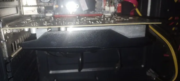Gtx 1050 2gb galax extremamente conservada