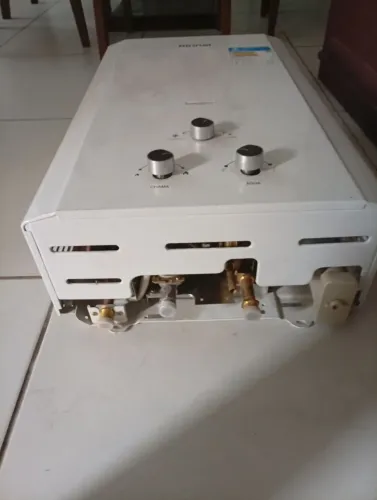 Aquecedor água gás instantâneo Rinai 