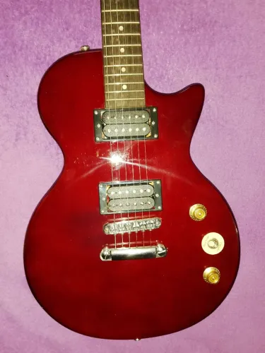 ? guitarra Strimberg Les paul (ZERADA) TIMBRE EXCELENTE ?