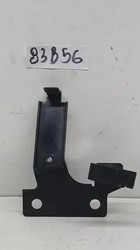 Suporte Da Bomba E Água Auxiliar Vw Golf 2.0 2012