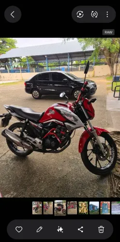 Vende-se Moto