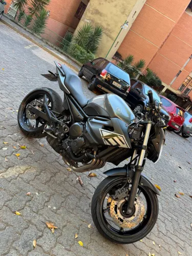 ? YAMAHA XJ6 2013 ? EXTREMAMENTE CONSERVADA!