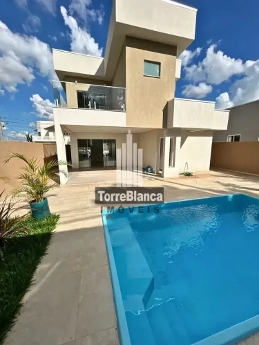 Locação - Sobrado com Piscina, 3 quartos (sendo 1 suíte), 4 vagas, 350 m², Cond. Fontana d