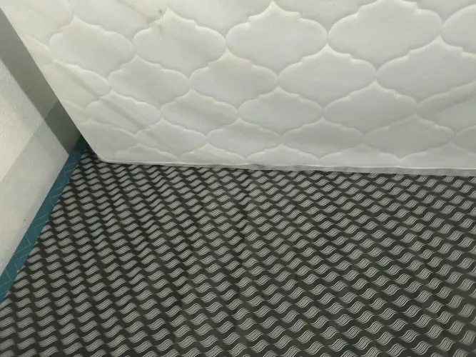 Cama semi nova ultrapedic.