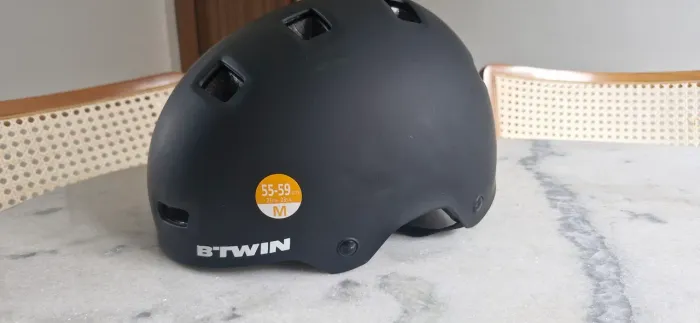 Capacete adulto de ciclismo 500 B'twin Preto