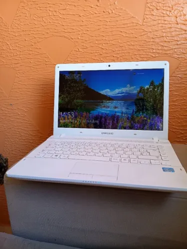 NOTEBOOK SAMSUNG I3 RÁPIDO