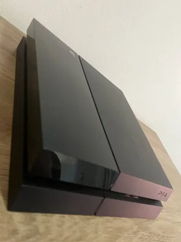 Ps4 1TB + 1 controle + 2 Jogos / IMPECAVEL !