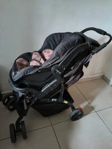 Carrinho e bebê conforto