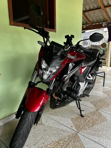 CB300