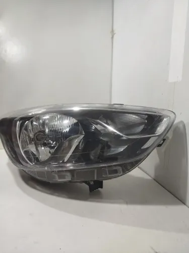 Farol Dianteiro Direiti Ford Ka Sedan C/ Detalhe 19/21 J7bb1