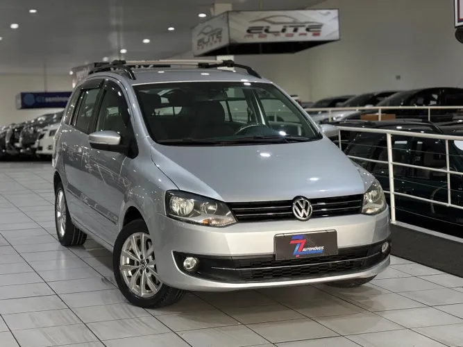 Volkswagen Spacefox Highline 1.6 T.flex 16V 2014