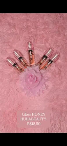 Gloss Honey HUDABEAUTY sabor mel