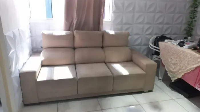 Sofá retrátil 03 lugares