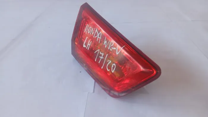 HONDA MODELO:WRV ANO:17/20LADO:DIREITO ESTADO: PERFEITO PEÇA:LANTERNA TAMPA DE MALA $150