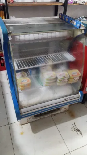 Balcão Expositor Refrigerador Gelopar 1 Metro - Vidro Curvo | Perfeito para Comércio!