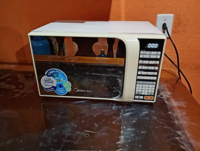 Microondas Midea top 20 litros