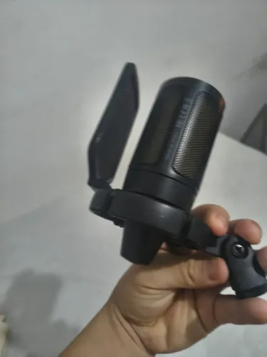 Microfone a6v fifine 