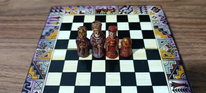 Mini Tabuleiro de Xadrez artesanal peruano
