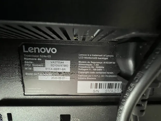 Monitor Lenovo 23,8?